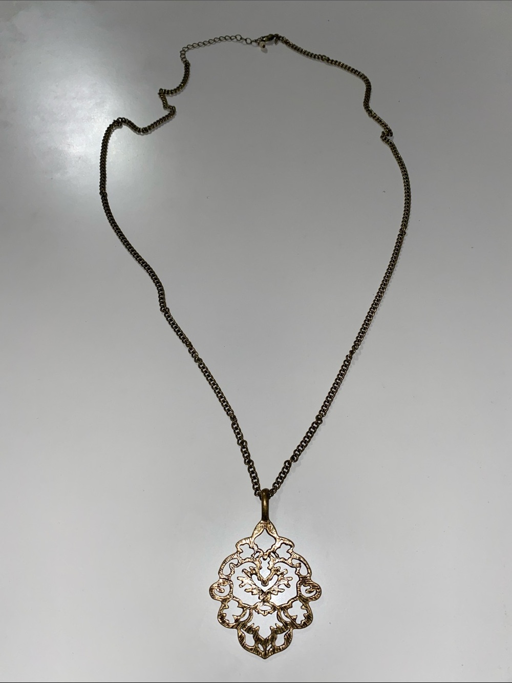 Gold Filigree Pendant Necklace